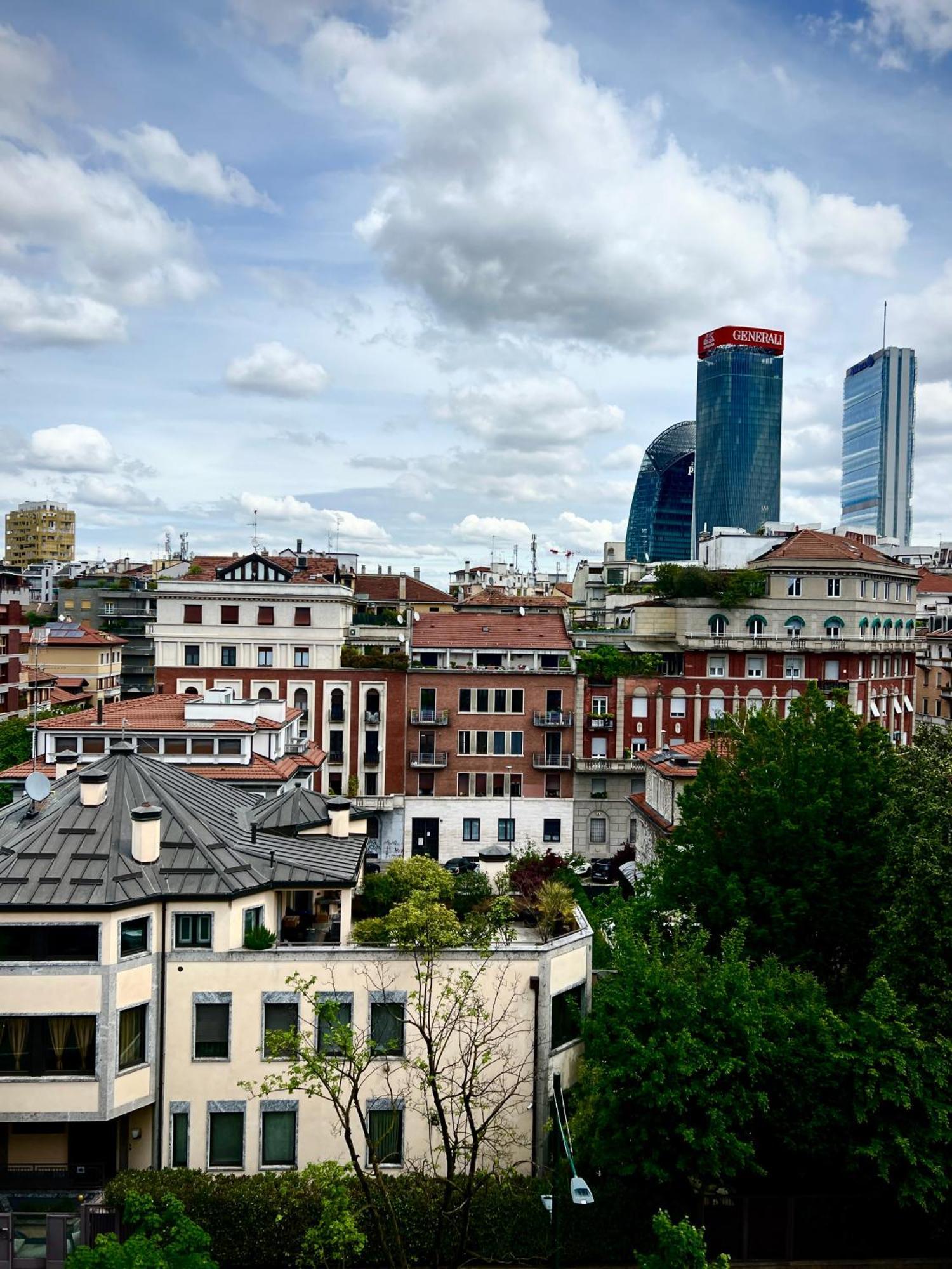 Milanofieracity المظهر الخارجي الصورة